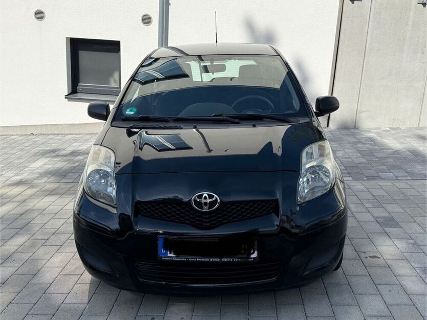 Yaris
