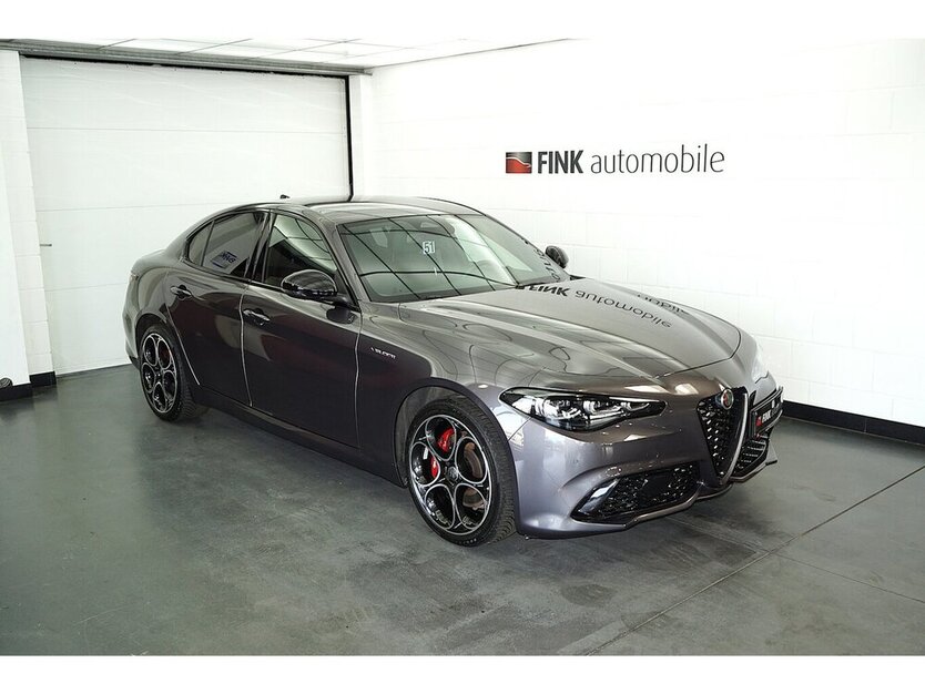 Giulia Veloce Q4 2.0 Turbo Harman-Kardon