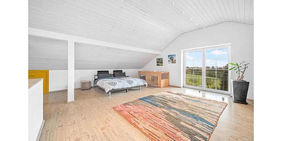 Bauernhaus, Landhaus Stühlingen - 8 Zimmer, 270 m&sup2;, 1.295.000&euro; | Angebot:26087153