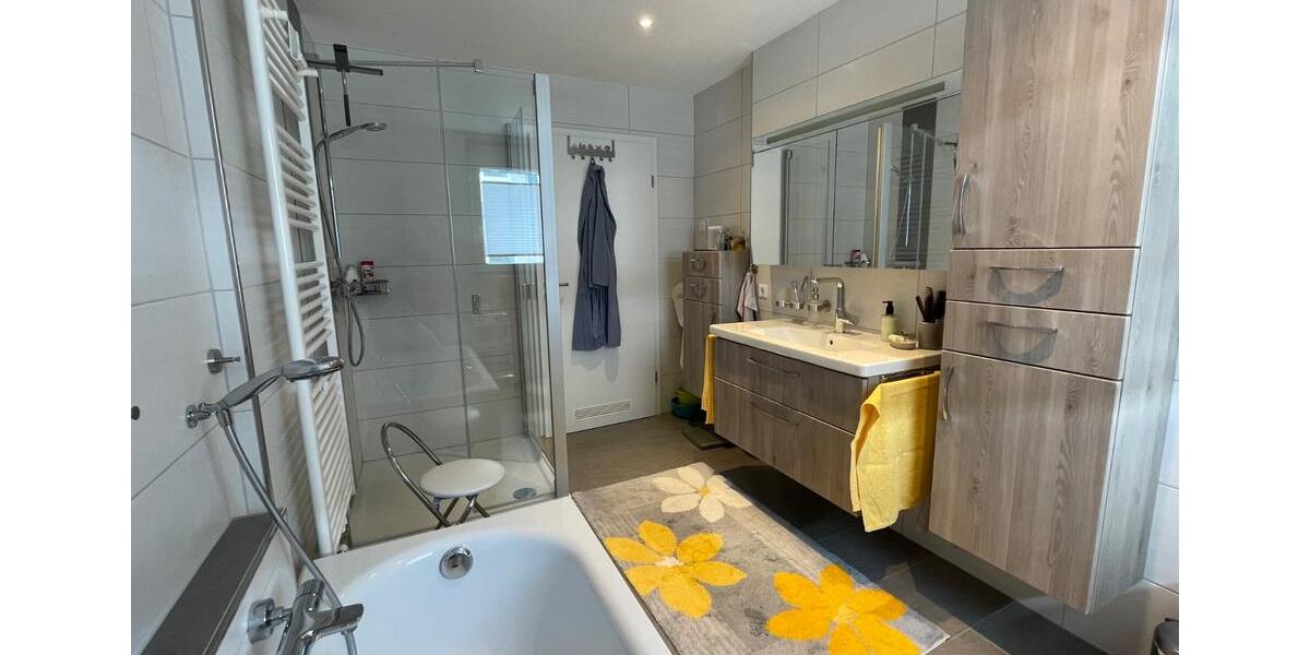 Maisonettenwohnung Waldshut-Tiengen Tiengen - 4.5 Zimmer, 129 m&sup2;, 590.000&euro; | Angebot:26885481
