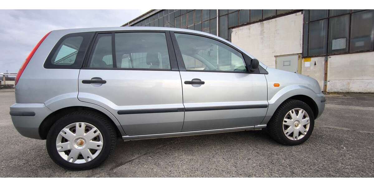 Ford Fusion 33.800 km 4.400 &euro; Dresden, Stadt 01259