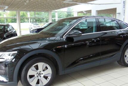 Audi e-tron 18.296 km 28.990 € Lauta 02991