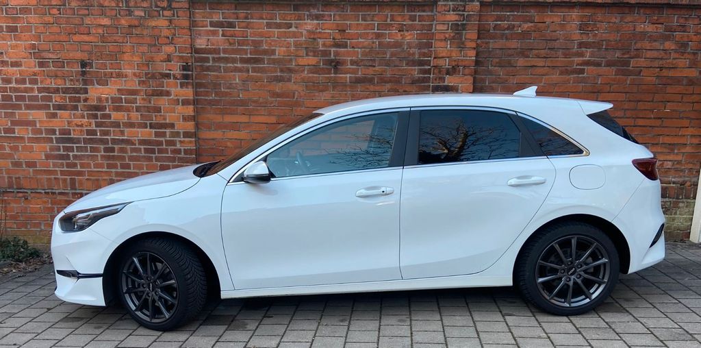 Kia ceed / Ceed 49.732 km 20.990 &euro; Bayreuth 95444