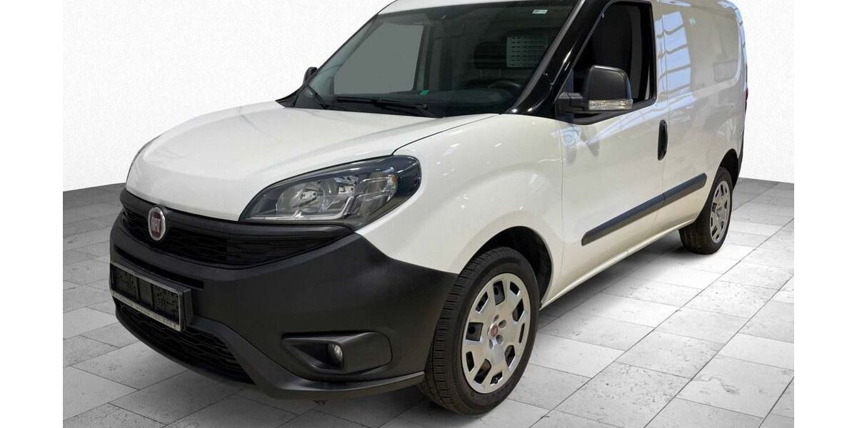 Fiat Doblo 81.593 km 9.890 &euro; Solingen 42653