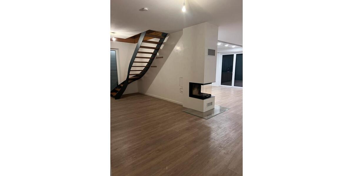Erdgeschoßwohnung Emstek - 3 Zimmer, 140 m&sup2;, 1.450&euro; | Angebot:26388313