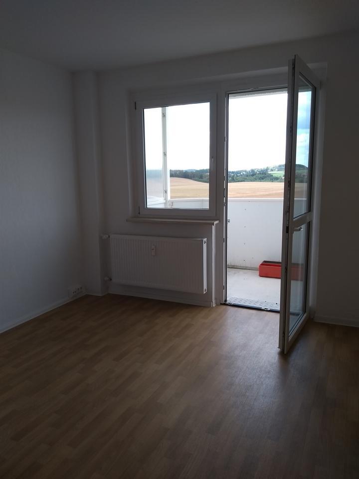 Barrierefreie 2-Raum-Wohnung mit Balkon, Dusche & Aufzug zimmer