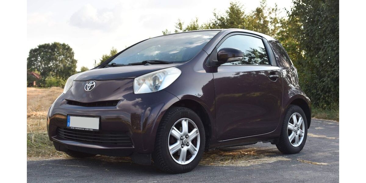 Toyota IQ 169.254 km 3.500 &euro; Legden 48739