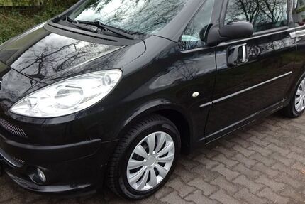 Peugeot 1007 62.000 km 5.500 € Lorsch 64653