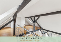 Gefragte Wohnung mit Empore und großzügigem Balkon
