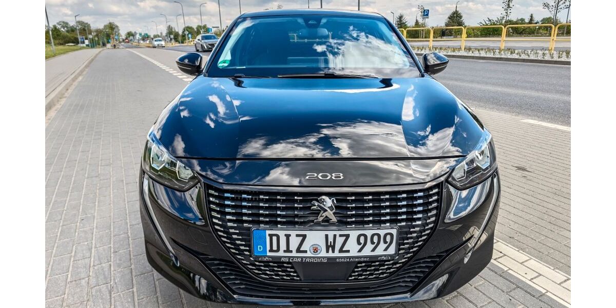 Peugeot 208 99.000 km 12.000 &euro; Diez 65582