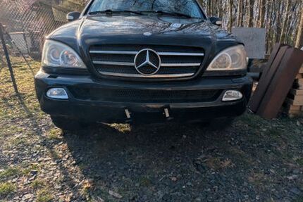 Mercedes-Benz ML 400 219.971 km 3.000 &euro; Herrnhut 02747