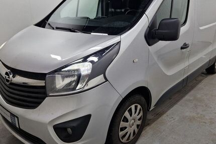 Opel Vivaro 149.981 km 13.990 &euro; Landau 76829