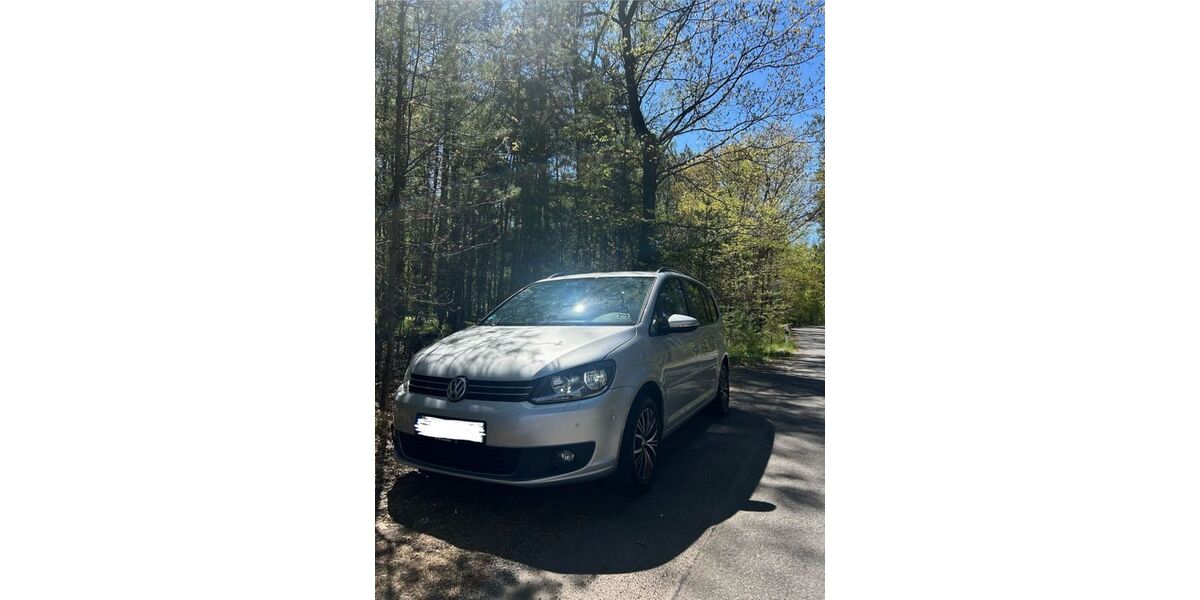 VW Touran 246.598 km 5.750 &euro; Hohen Neuendorf 16562