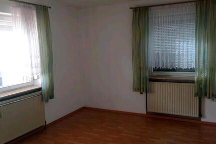 Wohnung Stegaurach - 5 Zimmer, 108 m&sup2;, 750&euro; | Angebot:25392056