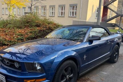 Ford Mustang 91.500 km 20.000 &euro; Dresden 01069