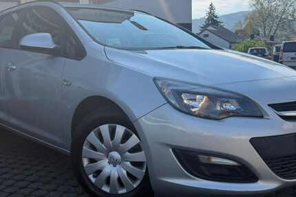 Opel Astra 105.597 km 8.899 &euro; Bickenbach 64404