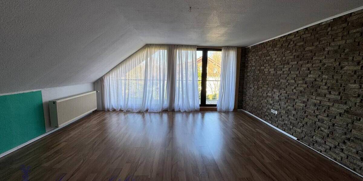 Einfamilienhaus Lage Hörste - 8 Zimmer, 250 m&sup2;, 1.600&euro; | Angebot:26545492
