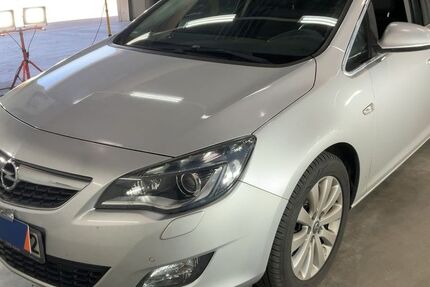 Opel Astra 162.890 km 4.999 &euro; Frankfurt am Main 65933