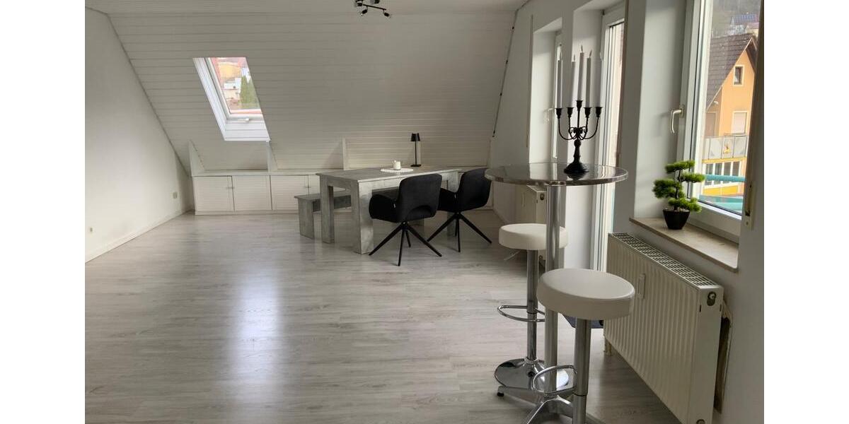 Dachgeschoßwohnung Künzelsau - 2 Zimmer, 50 m&sup2;, 149.000&euro; | Angebot:25992140