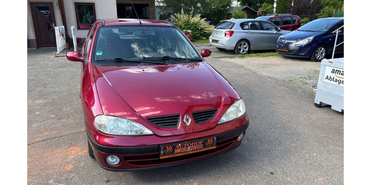 Renault Megane 113.000 km 1.800 &euro; Oelsnitz i.E. 09376