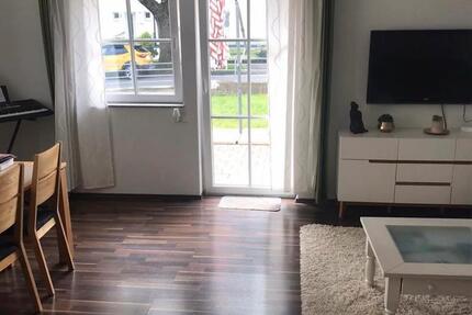 Großzügige 100qm große 3-Zimmerwohnung mit Terrasse und Garten