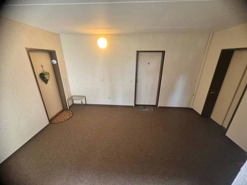 4,5-Zi.-Eigentumswohnung mit gr. Balkon und Pkw-Außenstellplatz in Bad Schwartau (Mühlenteich)