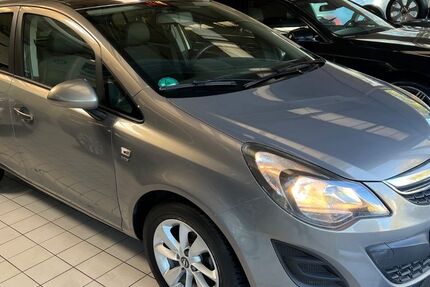 Opel Corsa 95.000 km 8.900 € Berlin 12349