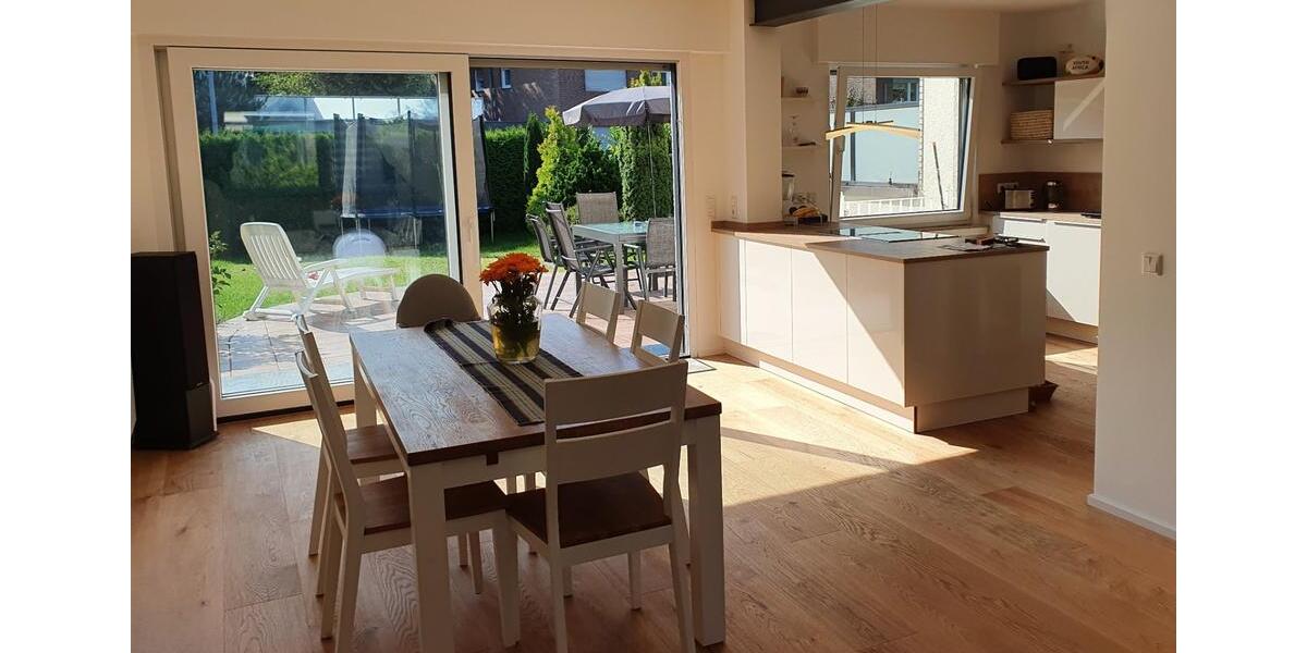 Reihenhaus Pulheim - 4 Zimmer, 131 m&sup2;, 2.650&euro; | Angebot:24837651