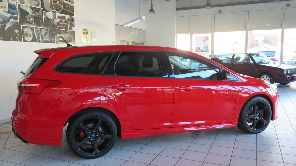 Ford Focus 92.225 km 11.900 € Stadtilm 99326