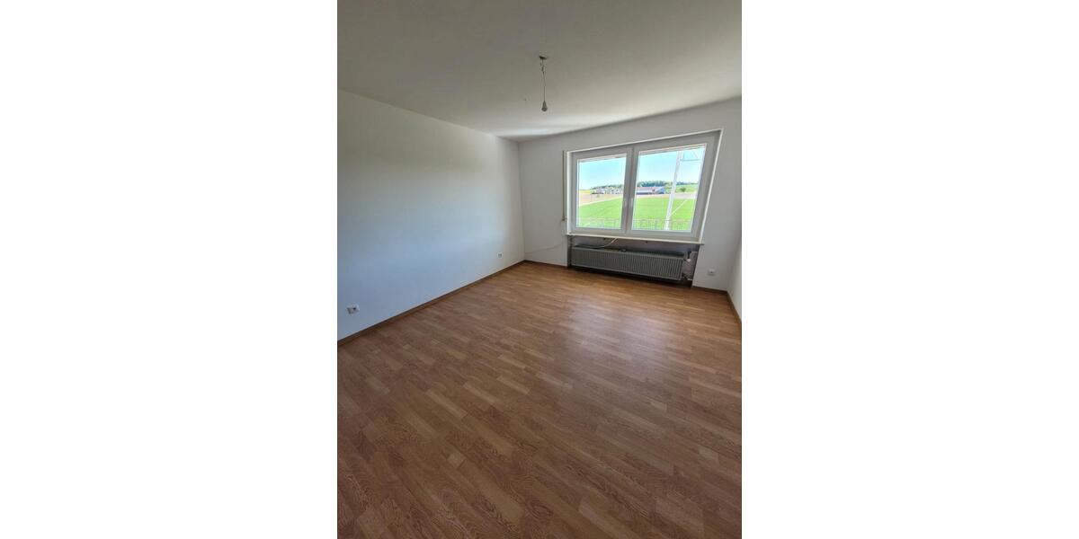 Erdgeschoßwohnung Künzing - 4 Zimmer, 85 m&sup2;, 800&euro; | Angebot:26414641