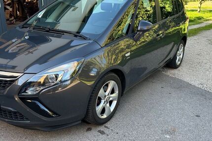 Opel Zafira Tourer 116.113 km 8.500 € Absberg 91720