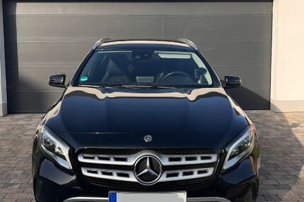 Mercedes-Benz GLA 200 178.000 km 16.200 &euro; Dudeldorf 54647