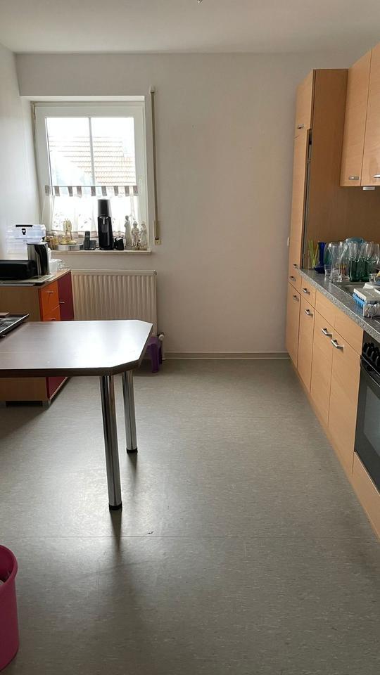 2 Zimmer, Küche, Bad mit sep. Kellerraum Willmering Cham