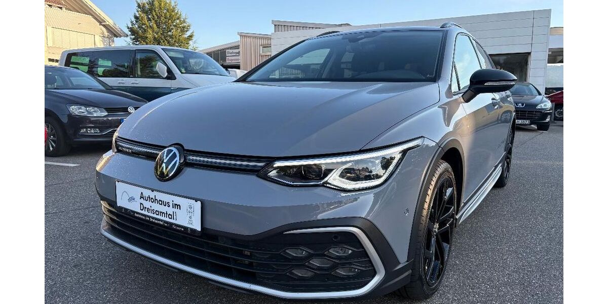 VW Golf 30.900 km 39.990 &euro; Kirchzarten 79199