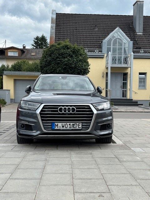 Q7