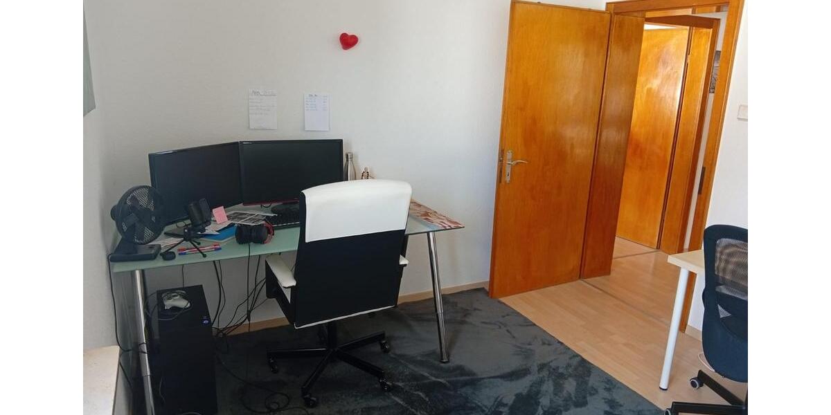 Etagenwohnung Homburg - 3 Zimmer, 70 m&sup2;, 650&euro; | Angebot:25750499