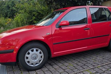VW Golf 112.000 km 2.450 &euro; Erlangen 91056