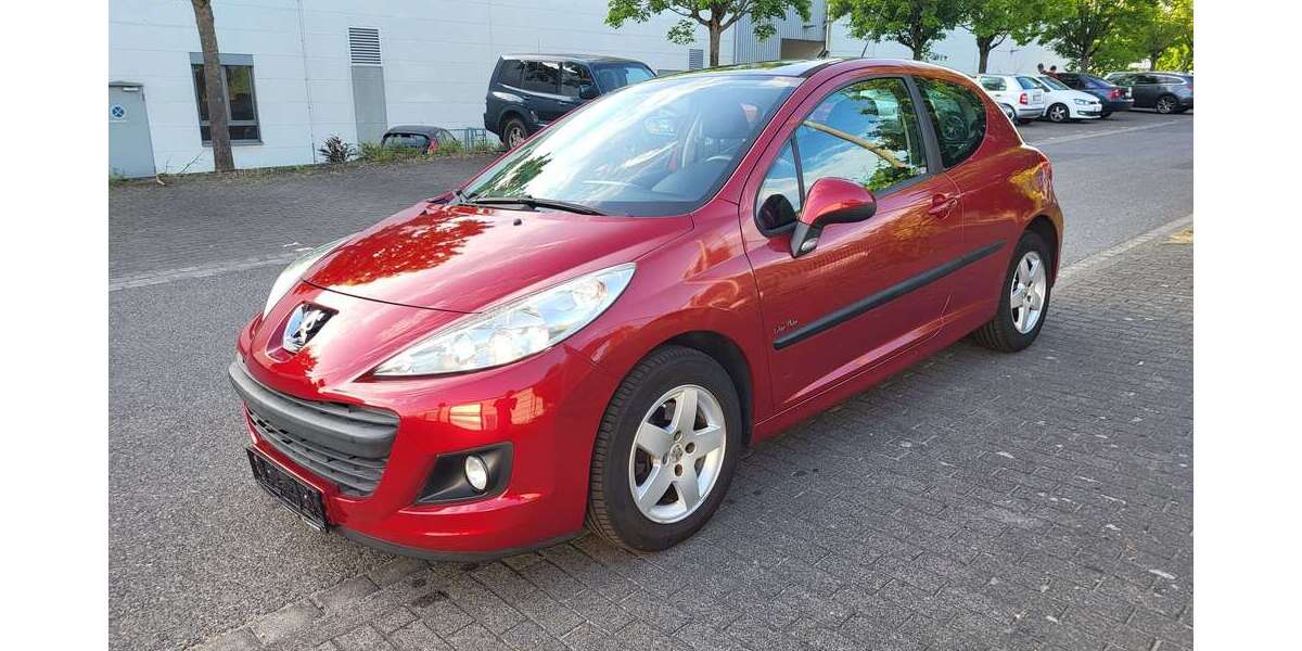 Peugeot 207 120.000 km 2.900 &euro; Sailauf 63877
