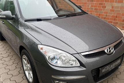 Hyundai i30 126.156 km 4.490 &euro; Trittau 22946