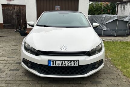 VW Scirocco 181.000 km 4.900 &euro; Erzhausen 64390