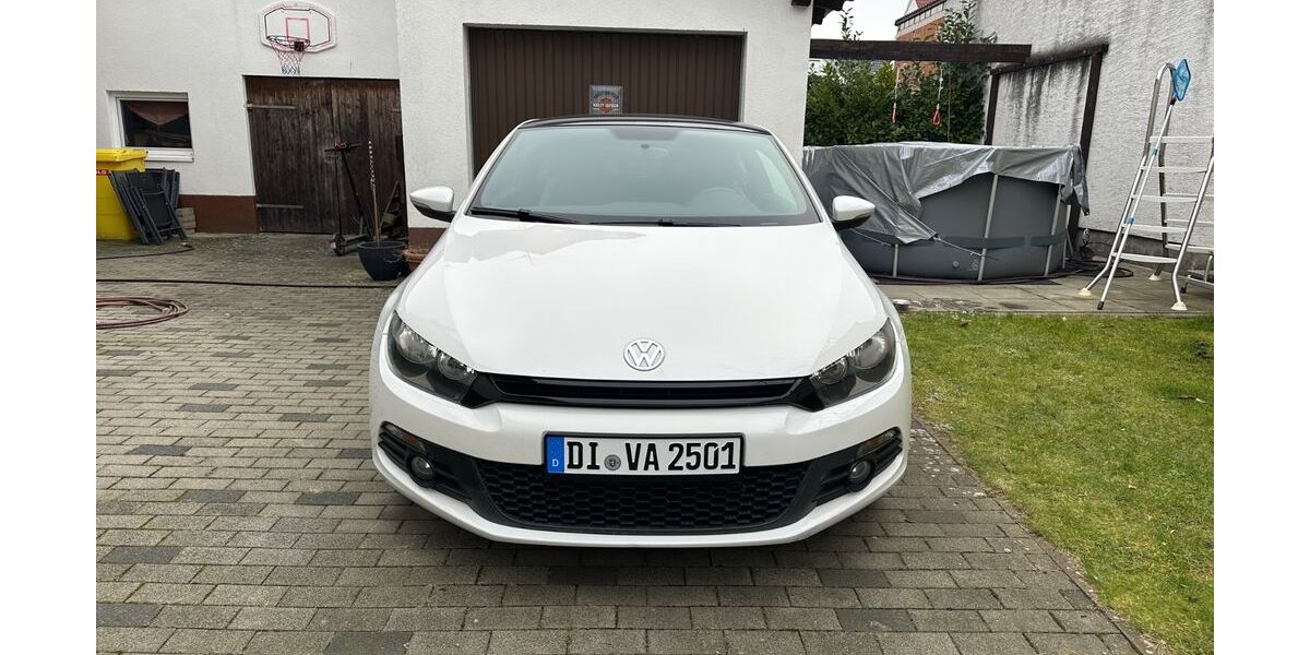 VW Scirocco 181.000 km 4.900 &euro; Erzhausen 64390