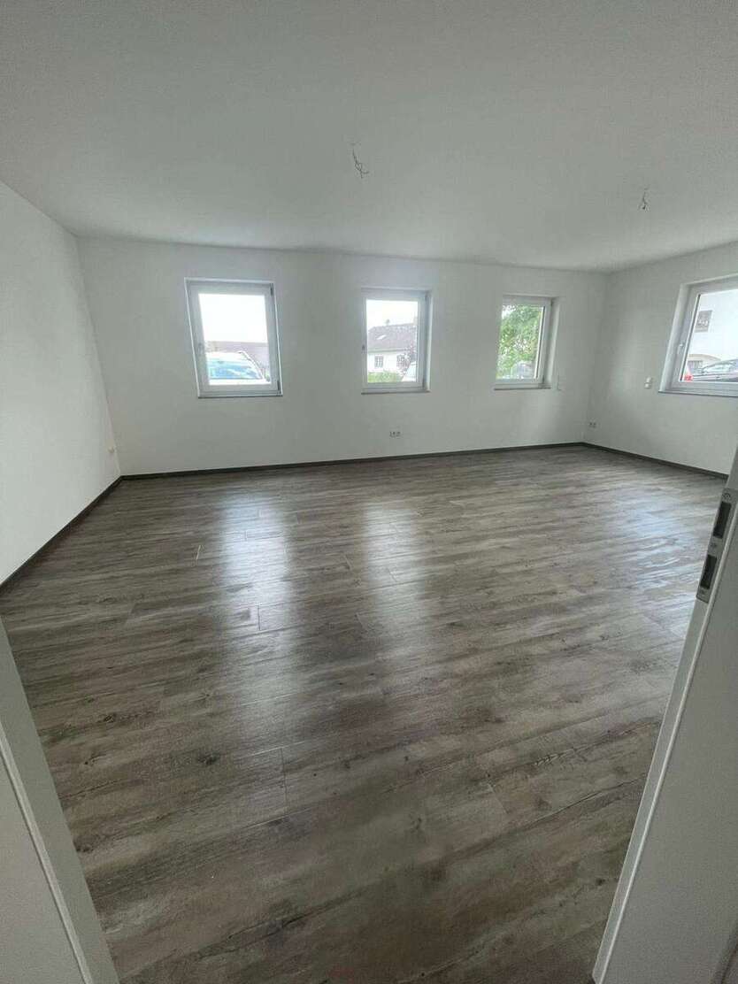 Büro in Soyen 1.500 € 156 m² zimmer