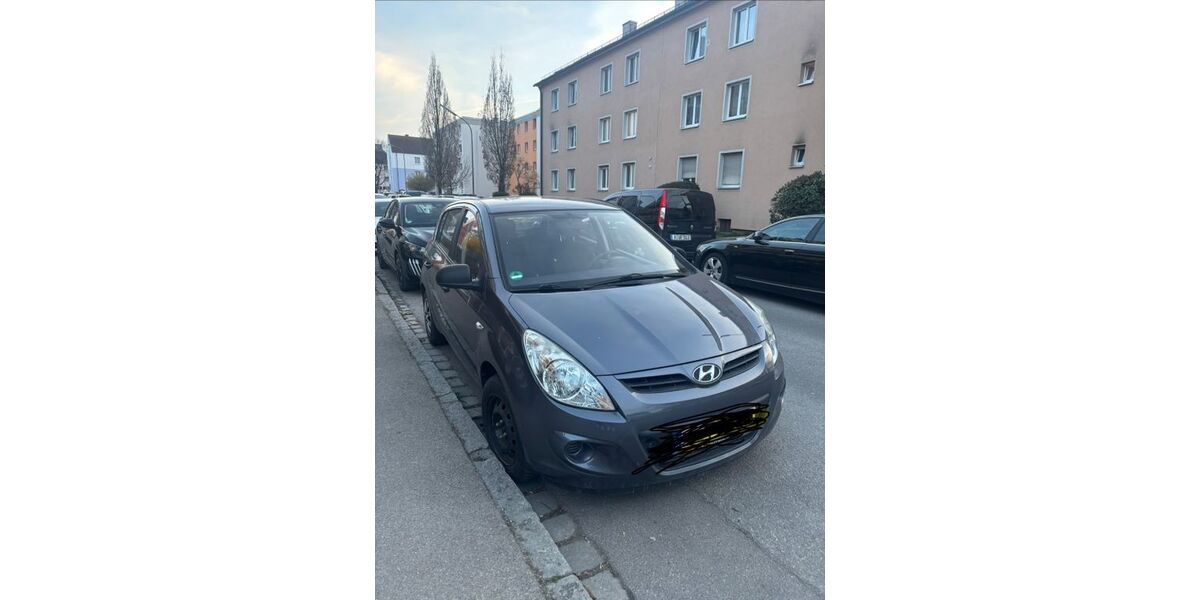 Hyundai i20 102.000 km 1.700 &euro; Augsburg 86154