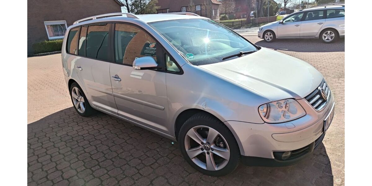 VW Touran 226.000 km 3.500 &euro; Gandesbergen 27324