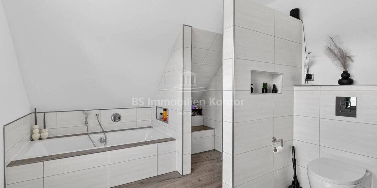 Einfamilienhaus Ostrhauderfehn / Langholt Langholt - 6 Zimmer, 216 m&sup2;, 450.000&euro; | Angebot:26594873
