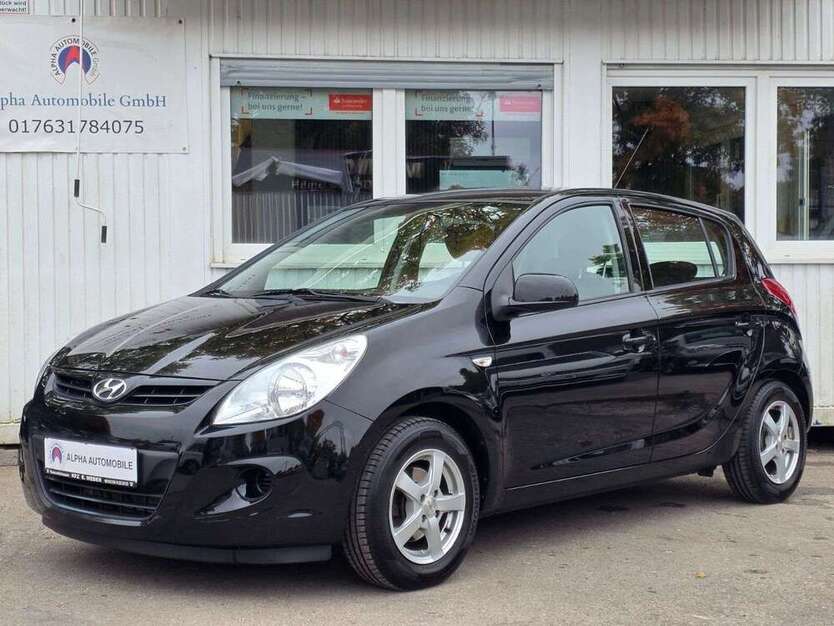 Hyundai i20 115.000 km 4.490 € München 81243