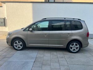 VW Touran Comfortline BMT/Standhzg/ 150.000 km 9.290 &euro; Troisdorf 53844