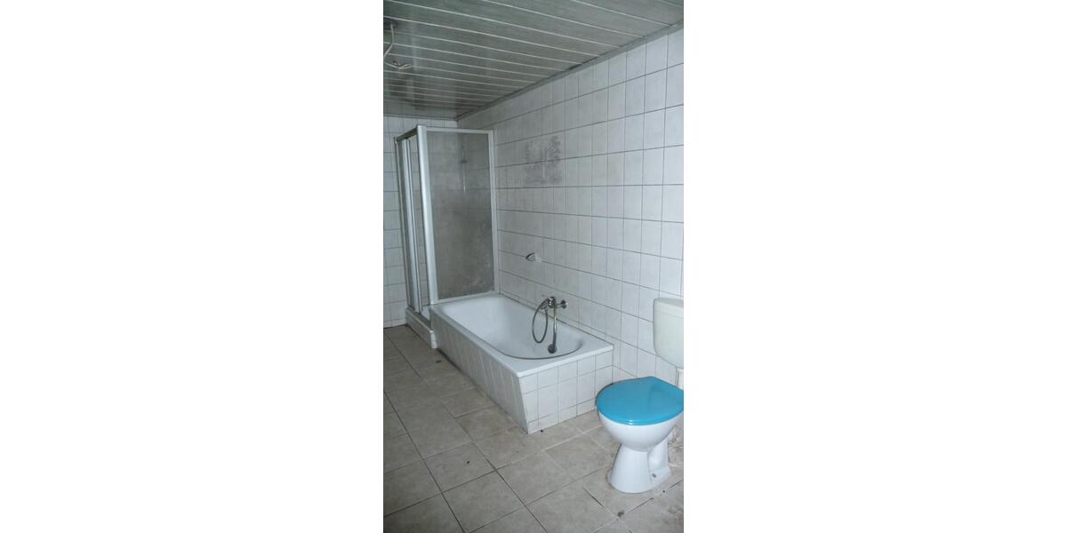 Einfamilienhaus Sangerhausen - 7 Zimmer, 100 m&sup2;, 37.500&euro; | Angebot:15827437