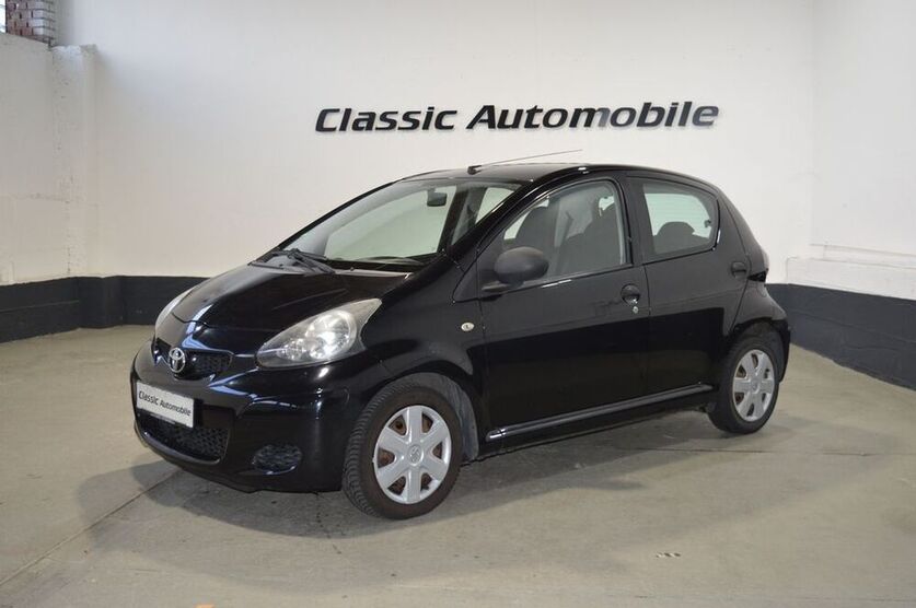 Aygo (X)