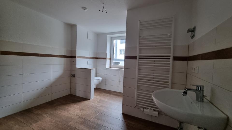 Modernes Wohnen mit Balkon im EG 2 zimmer